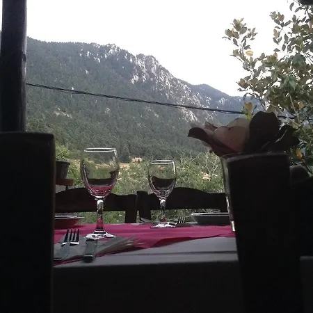 Vargiani Stone Retreat With Fireplace & View Σπίτι διακοπών