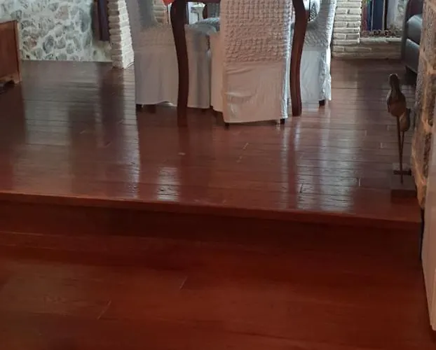 Vargiani Stone Retreat With Fireplace & View Holiday home *