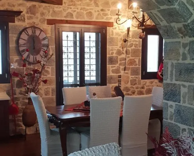 Holiday home Vargiani Stone Retreat With Fireplace & View *